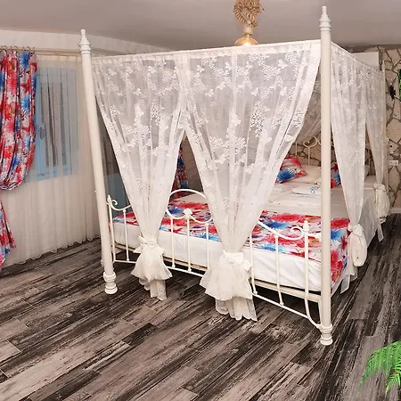 Ala Konak Butik Alaçatı